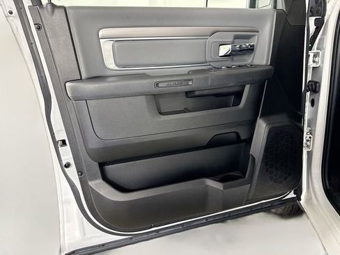 Used 2022 RAM 1500 Classic SLT RWD image 12