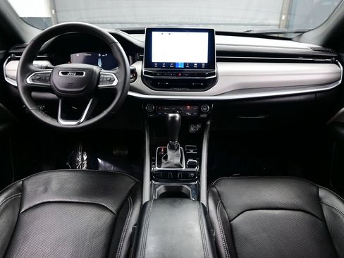 Used 2025 Jeep Compass Limited w/ Elite Group AWD/4WD image 20