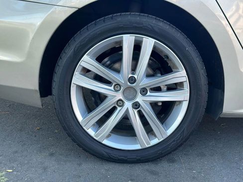 Used 2015 Volkswagen Jetta SEL image 17