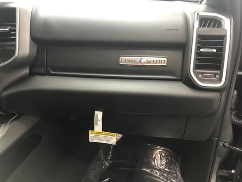 New 2026 RAM 1500 4x4 Crew Cab image 45