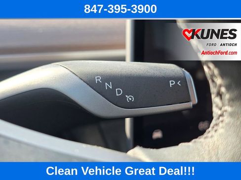 Used 2024 Tesla Model Y Long Range AWD/4WD image 47