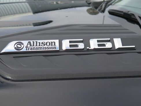Certified 2025 Chevrolet Silverado 2500 Custom w/ Custom Value Package AWD/4WD image 9