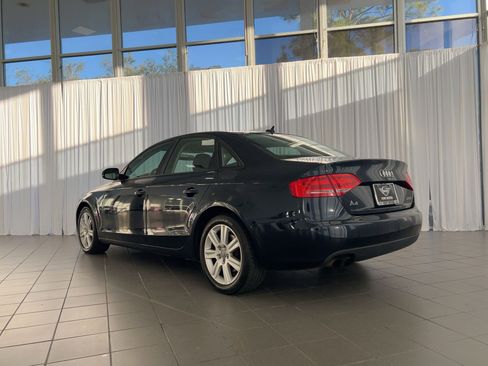 Used 2010 Audi A4 2.0T Premium image 3