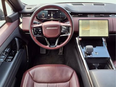 Used 2024 Land Rover Range Rover Sport Dynamic SE