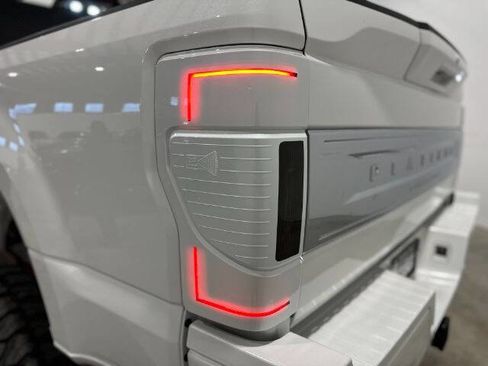 Used 2021 Ford F250 Platinum image 16