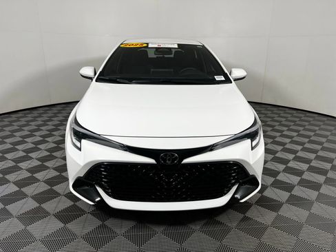 Certified 2025 Toyota Corolla SE w/ SE Package image 2