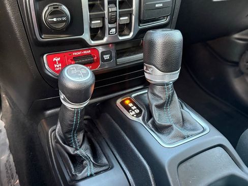 Used 2021 Jeep Wrangler Unlimited Rubicon 4xe image 27