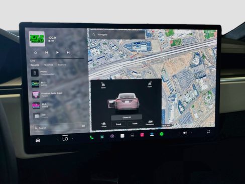 Used 2022 Tesla Model X Plaid AWD/4WD image 13