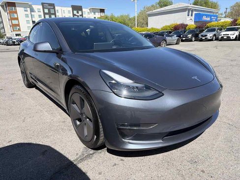 Used 2022 Tesla Model 3 Long Range AWD/4WD image 7