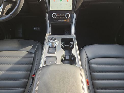 Certified 2022 Ford Edge SEL image 21