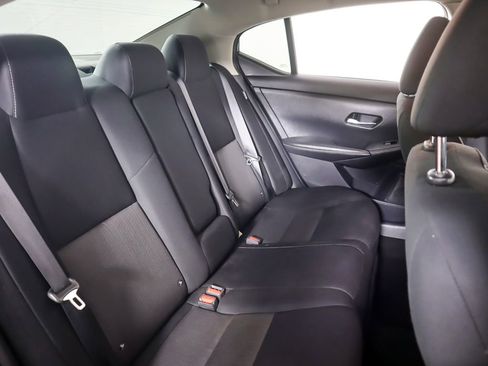 Used 2022 Nissan Sentra SV FWD image 29