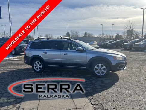 Used 2012 Volvo XC70 3.2 image 1