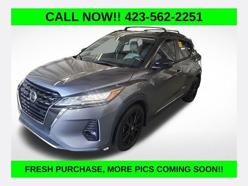 Used 2021 Nissan Kicks SR w/ SR Premium Package FWD image 1