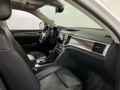 Used 2019 Volkswagen Atlas SEL AWD/4WD image 31