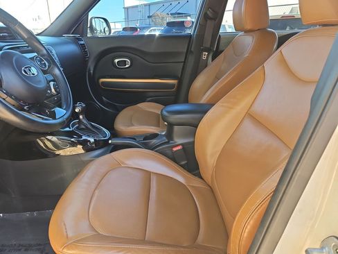 Used 2015 Kia Soul ! w/ Sun & Sound Package image 15