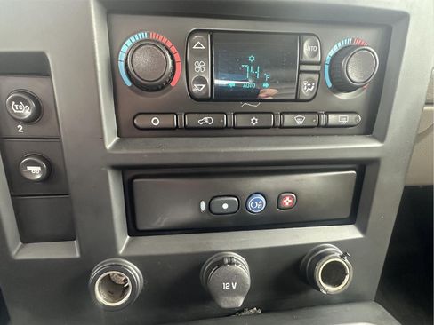 Used 2005 HUMMER H2 SUT AWD/4WD image 26