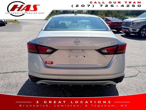 Used 2019 Nissan Altima 2.5 SV FWD image 5