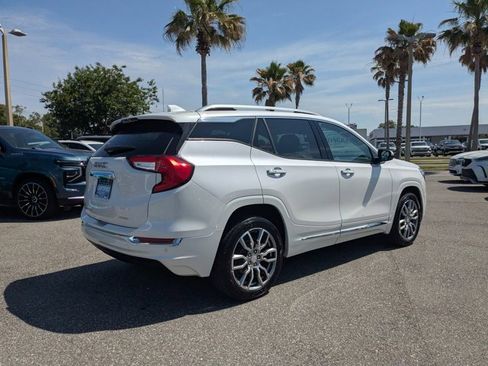 Certified 2022 GMC Terrain Denali AWD/4WD image 3