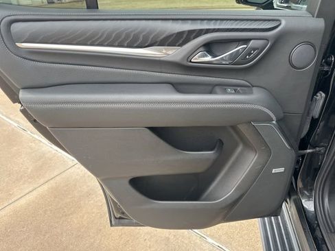Used 2022 GMC Yukon Denali RWD image 26