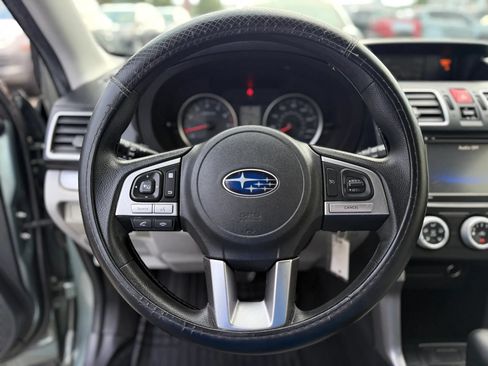 Used 2017 Subaru Forester 2.5i AWD/4WD image 24