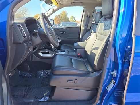 Certified 2024 Nissan Frontier SL w/ Technology Package image 10