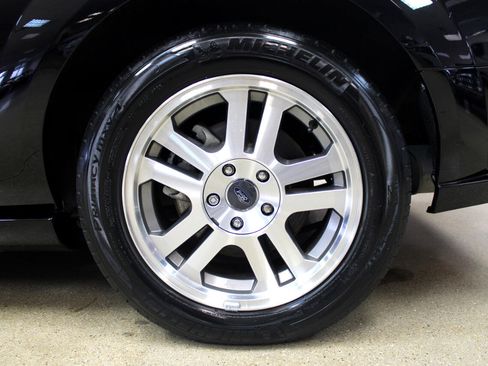 Used 2005 Ford Mustang GT image 34