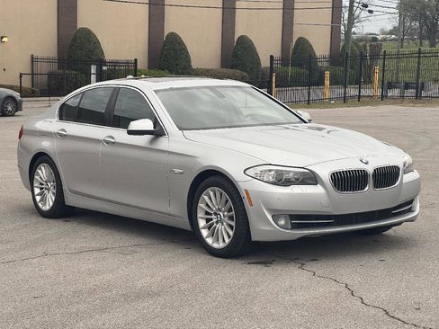 Used 2011 BMW 535i Sedan RWD image 3