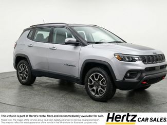 Used 2025 Jeep Compass Trailhawk video 1