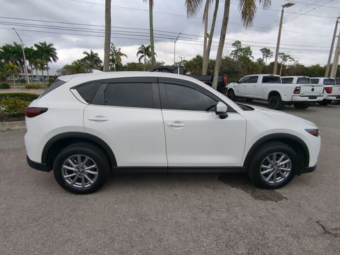 Used 2023 MAZDA CX-5 AWD 2.5 S w/ Select Package image 4