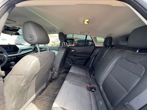 Used 2024 Chevrolet Trax LT w/ Driver Confidence Package image 2