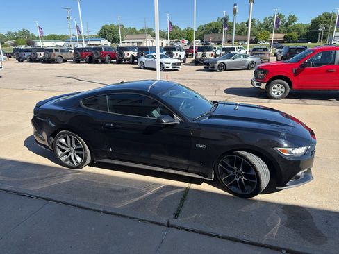 Used 2015 Ford Mustang GT Premium w/ Equipment Group 401A RWD image 5