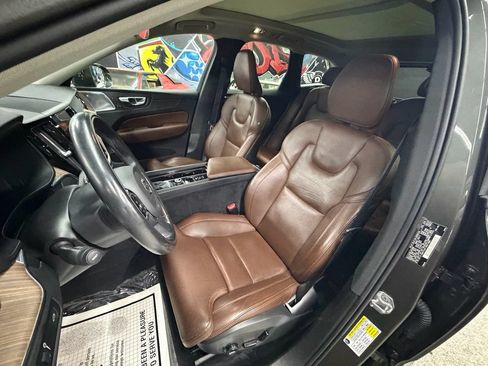 Used 2019 Volvo XC60 T6 Inscription w/ Protection Package Premier AWD/4WD image 11