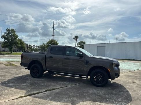 Used 2025 Ford Ranger XLT w/ Equipment Group 301A High RWD image 2
