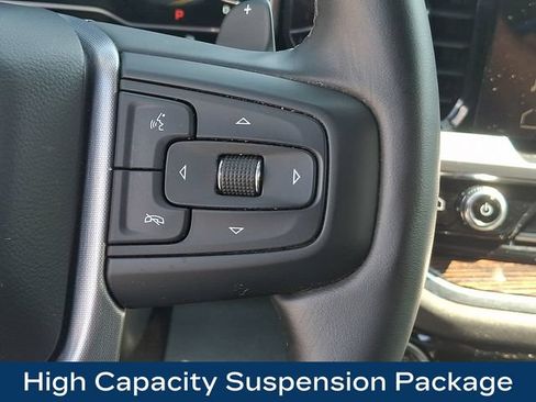 Used 2023 GMC Sierra 1500 Elevation w/ X31 Off-Road Package AWD/4WD image 8