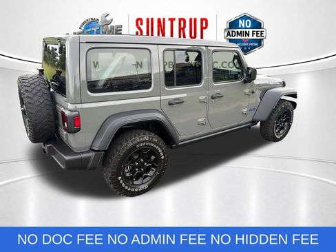 Used 2023 Jeep Wrangler Unlimited w/ Sun & Screen Package AWD/4WD image 6