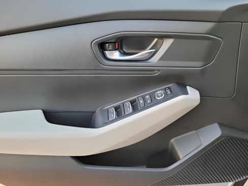 New 2025 Honda Accord LX image 13