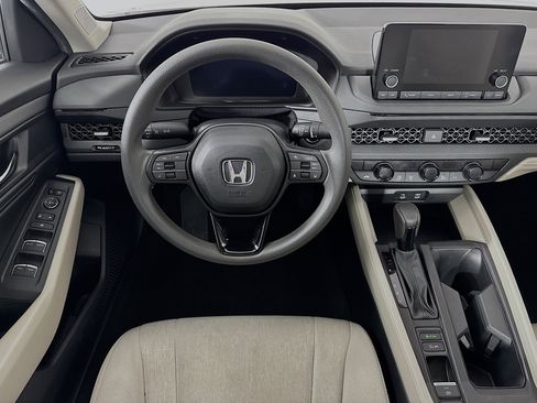 Certified 2024 Honda Accord EX image 22