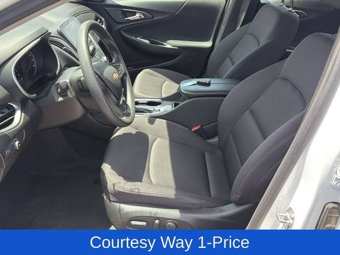 Used 2024 Chevrolet Malibu LT FWD image 12