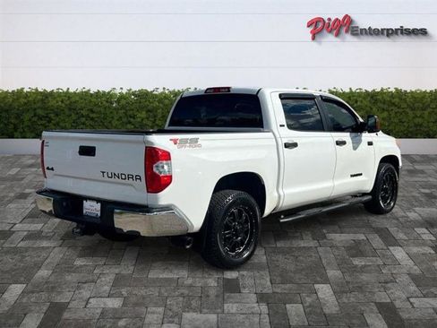 Used 2016 Toyota Tundra SR5 w/ SR5 Upgrade Package image 8