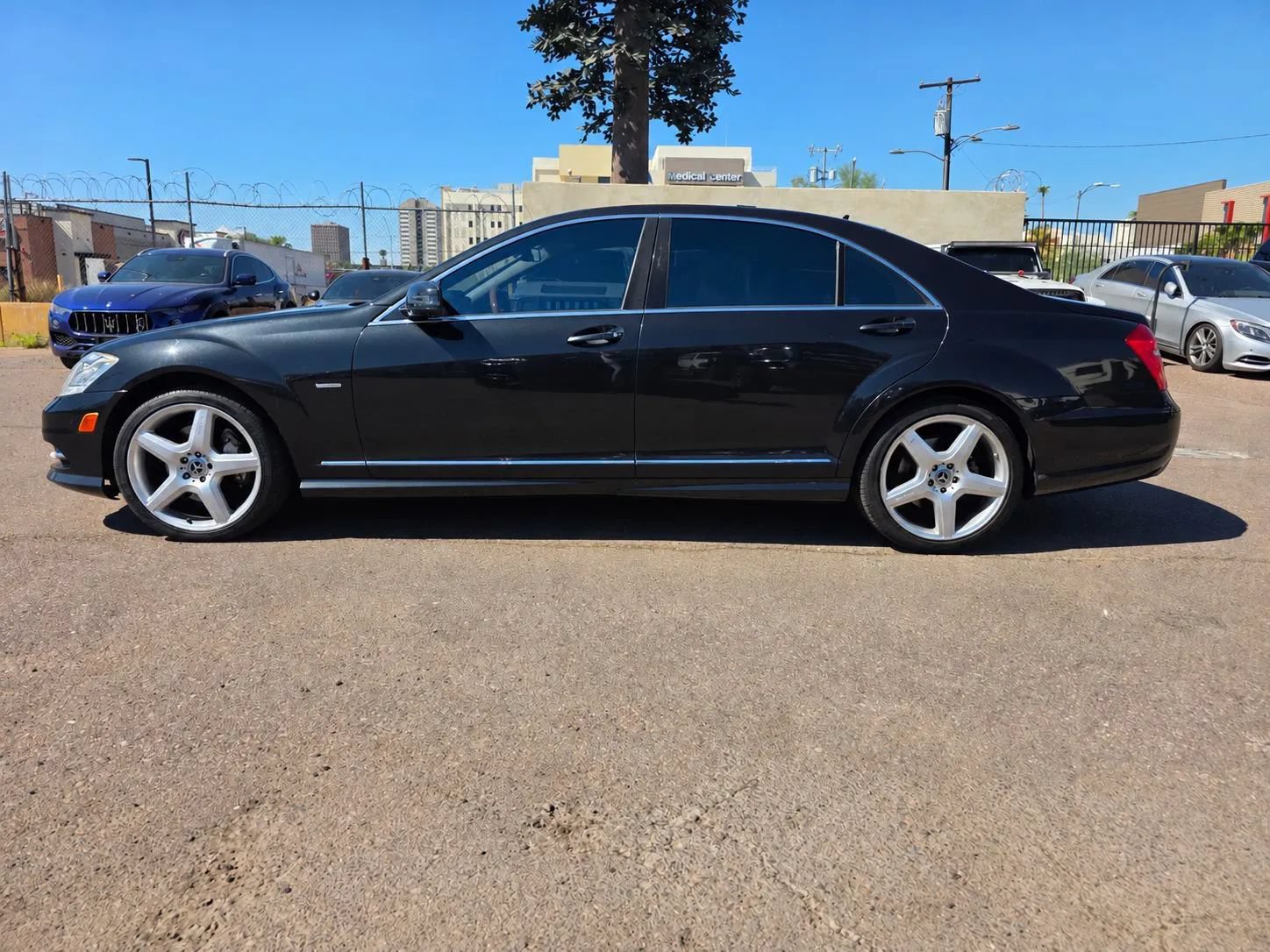 Used 2012 Mercedes-Benz S 550 w/ Sport Pkg Plus One image 2