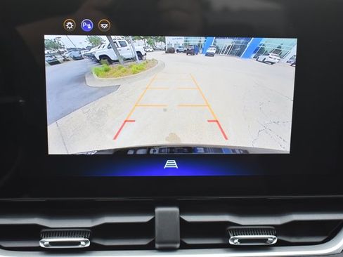 New 2026 Chevrolet Equinox LT w/ LPO, Floor Liner Package FWD image 25