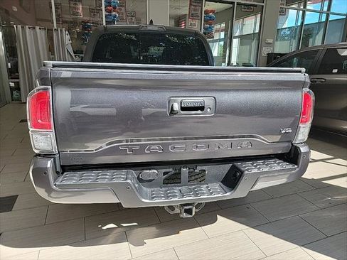 Certified 2020 Toyota Tacoma TRD Off-Road image 6
