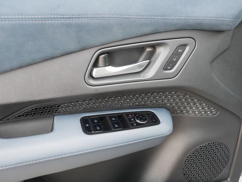 Certified 2024 Nissan Ariya AWD image 19