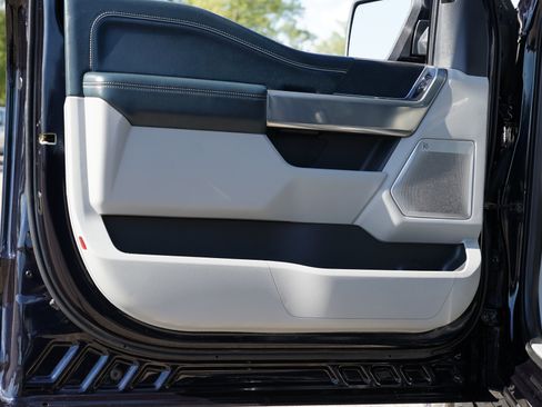 Used 2021 Ford F150 Limited image 16