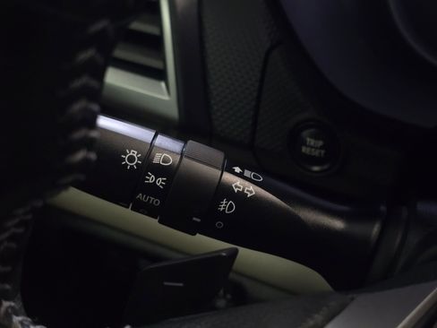 Used 2022 Subaru Forester Limited w/ Popular Package #3 image 41