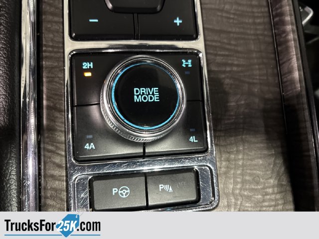 Used 2018 Ford Expedition Max Limited w/ Equipment Group 301A AWD/4WD image 25