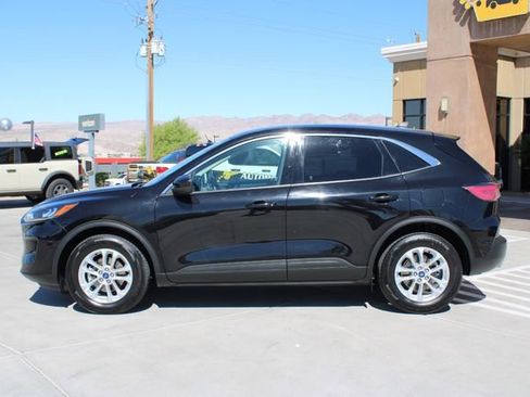 Used 2021 Ford Escape SE AWD/4WD image 2