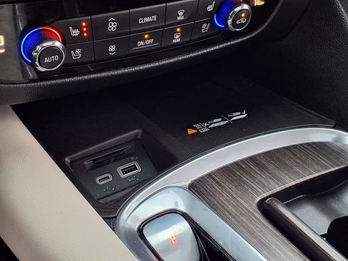 Used 2022 Buick Enclave Avenir w/ Trailering Package, 5000 lbs. image 16