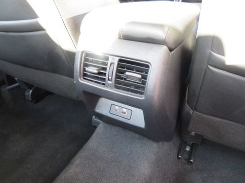 Used 2020 Nissan Altima 2.5 SL FWD image 16