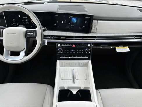 New 2025 Hyundai Santa Fe Calligraphy image 13
